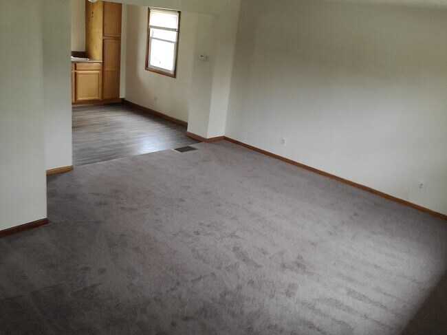 Building Photo - 3275 Brunk Rd