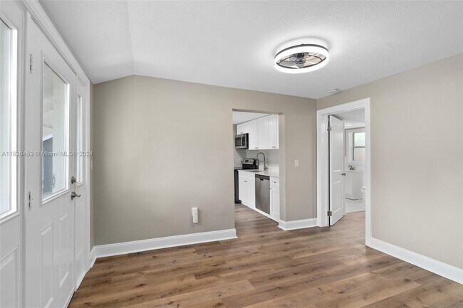 Foto del edificio - 17 S Mary St