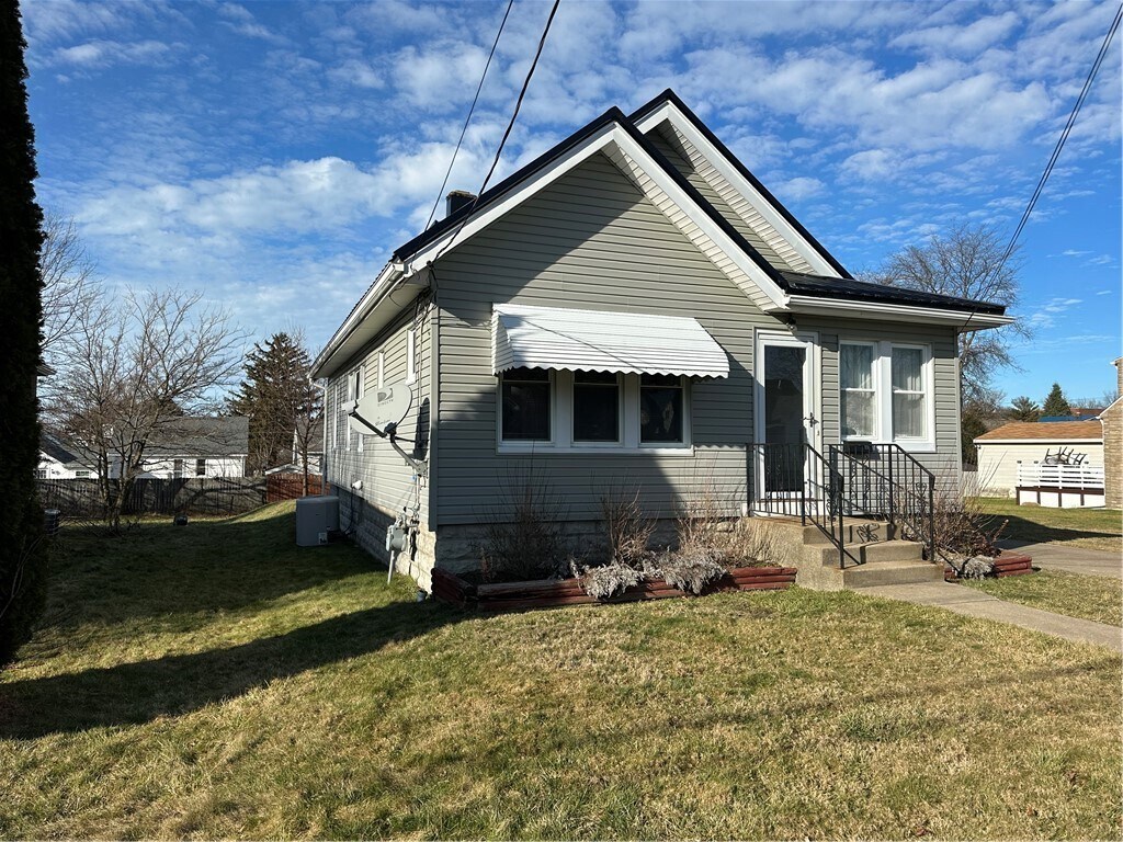 Primary Photo - 732 E 33rd St