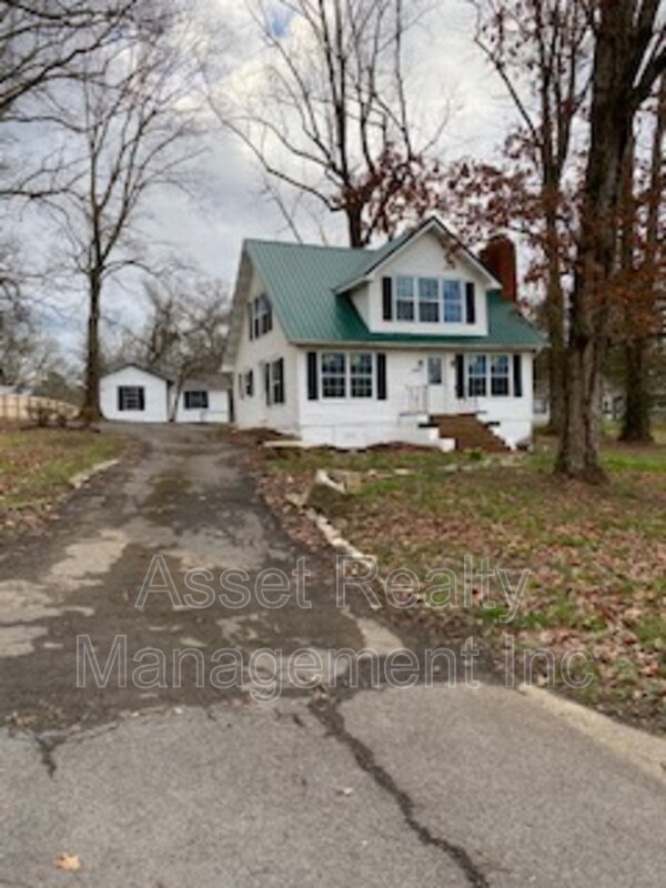 Building Photo - 1422 Tipton Station Rd