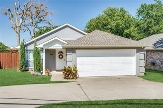 Building Photo - 916 S Tennessee St