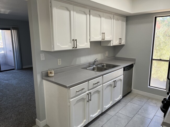 Foto del edificio - 3131 W Cochise Dr
