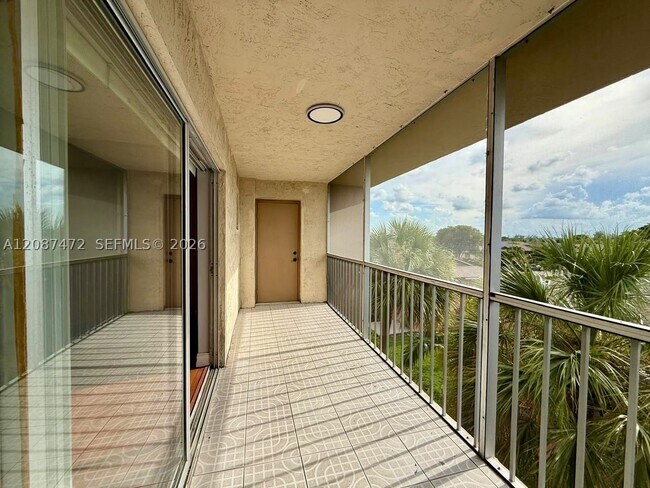 Building Photo - 17000 NW 67th Ave