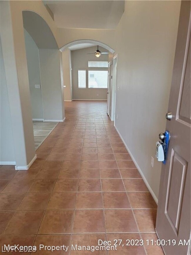Foto del edificio - 2 br, 2 bath House - 8247 Mozley Park St
