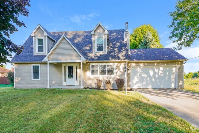 Building Photo - 3928 Liberty Meadows Rd