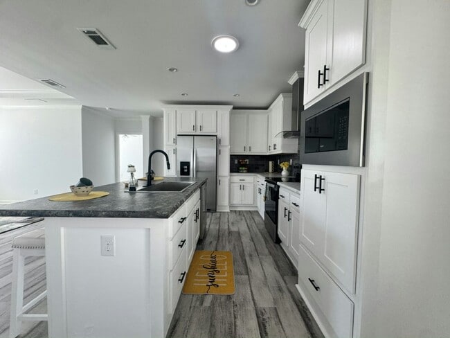 Building Photo - 3034 SW 108th Pl