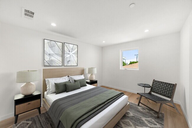 Foto del edificio - 1031 W 91st St