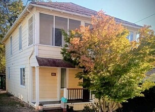 Building Photo - 15 Alvina Ave