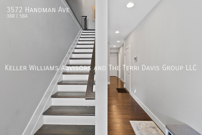 Building Photo - 3572 Handman Ave