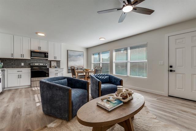 Foto del edificio - 5917 Gaston Ave