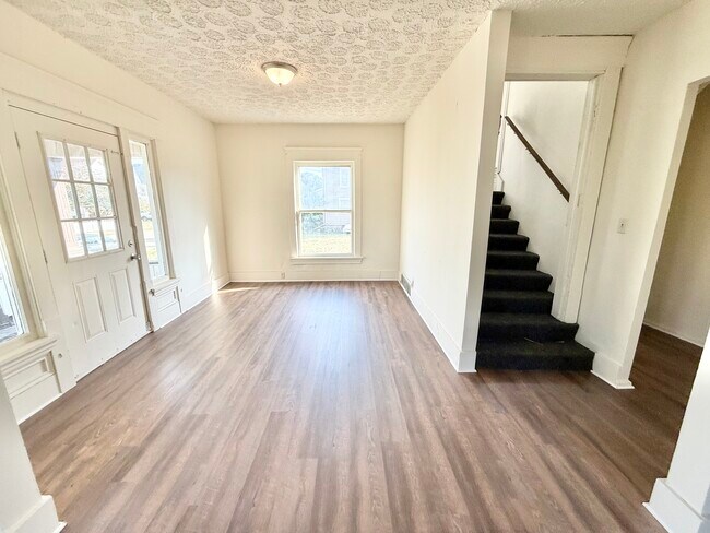 Foto del edificio - 1507 Garfield Ave SW