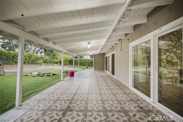 Foto del edificio - 5817 Lockhurst Dr