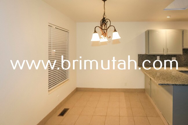 Foto del edificio - 3671 S 2245 E