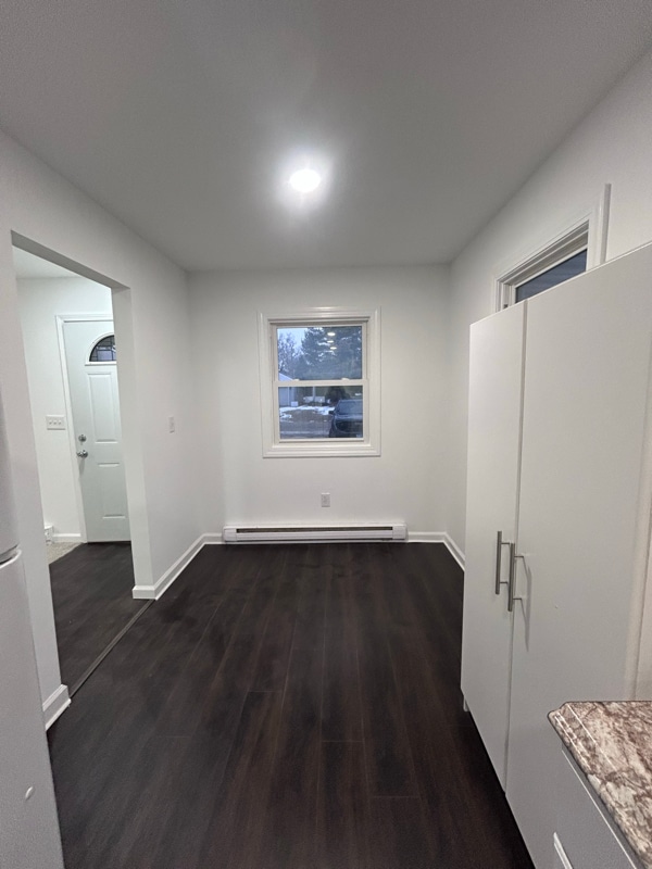 Building Photo - 204 North St