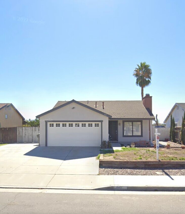 312 Blue Ridge Ln, San Jacinto, CA 92583 Townhome Rentals in San