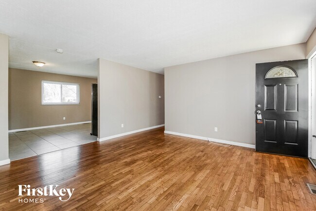Foto del edificio - 2162 Farthing Ct