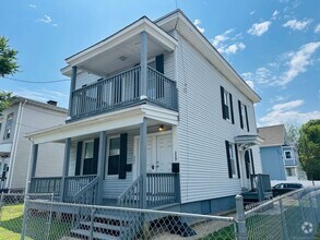 Building Photo - 227 Newfield Ave