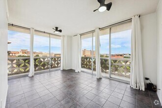 Building Photo - 1801 Lavaca St