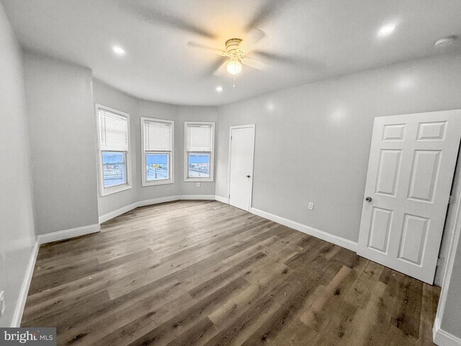 Foto del edificio - 5341 Market St