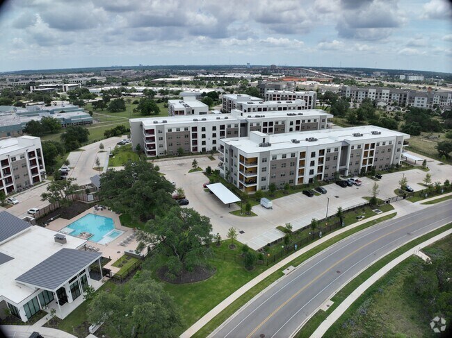 Exterior 3D - Bridge at Saffron