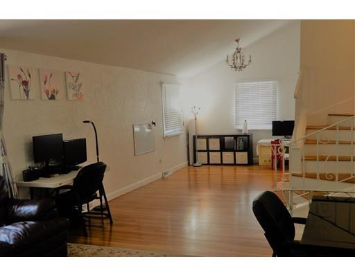 Foto del edificio - 37 Country Ln