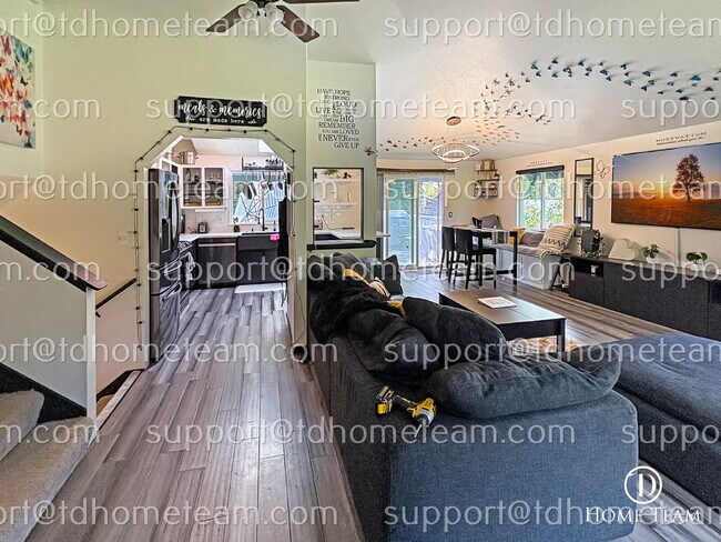 Foto del edificio - "Charming Lynnwood Home with Finished Basement & Movie Room – Fully Ready for You!"