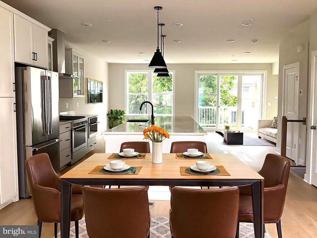 Foto principal - 10590 Red Oak St