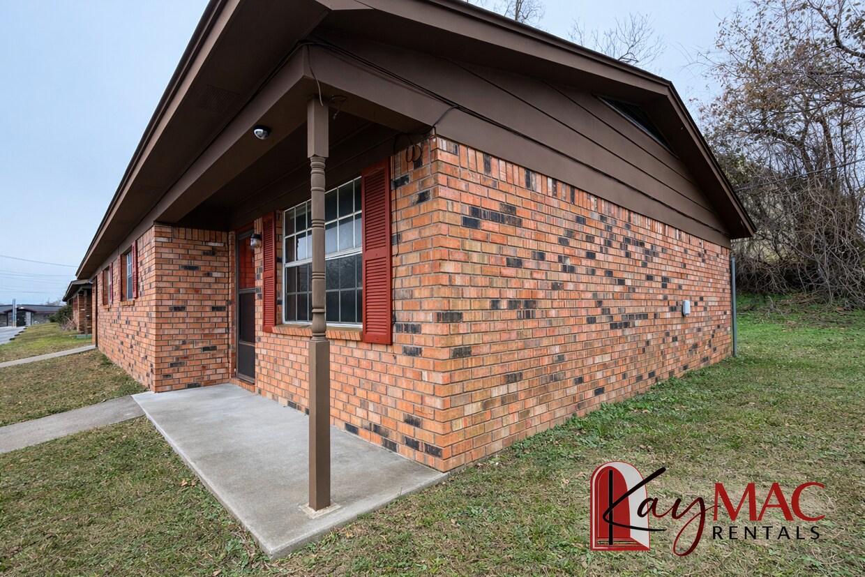 Building Photo - 1105 6th St