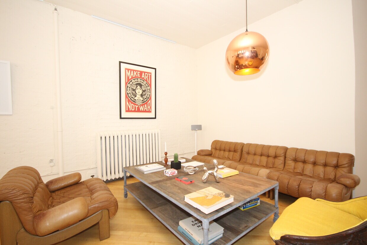 Primary Photo - 801 Greenwich St
