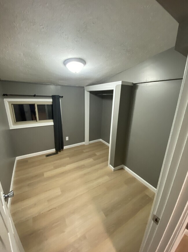 Foto del edificio - 1312 N Jay St