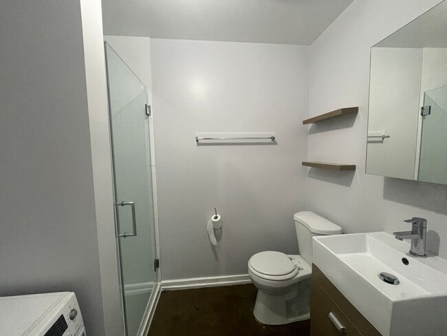 Interior Photo - Wilson Uptown LLC
