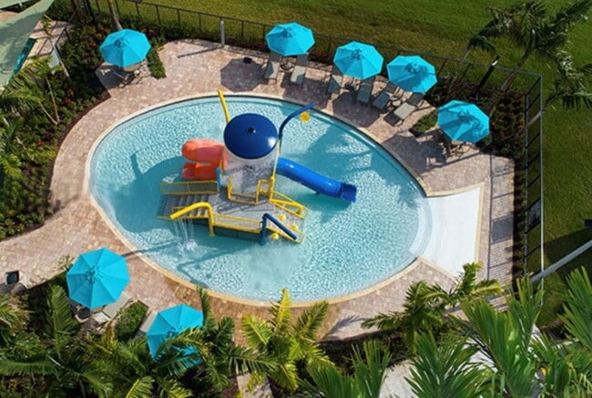 Foto del edificio - West 113th Street, Hialeah, FL 33018 - 3 B...