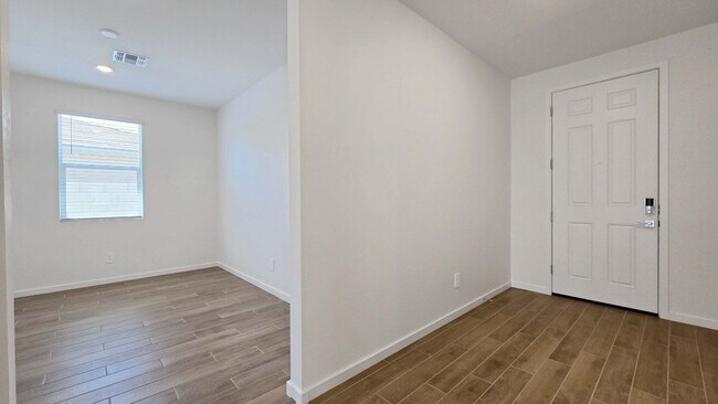 Foto del edificio - Brand new home! Popular location in Goodyear!