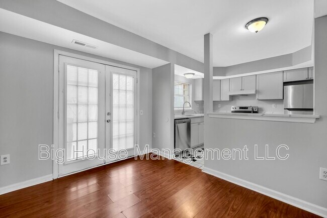 Foto del edificio - 4618 Goldeneye Pl