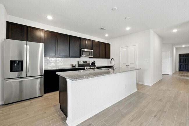 Foto del edificio - 15219 Faushard Ln