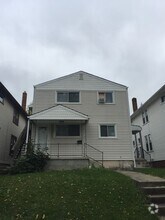 Building Photo - 2686-2688-2688 Hibbert Ave