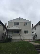 Building Photo - 2686-2688-2688 Hibbert Ave