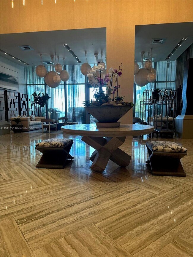 Foto del edificio - 2900 NE 7th Ave