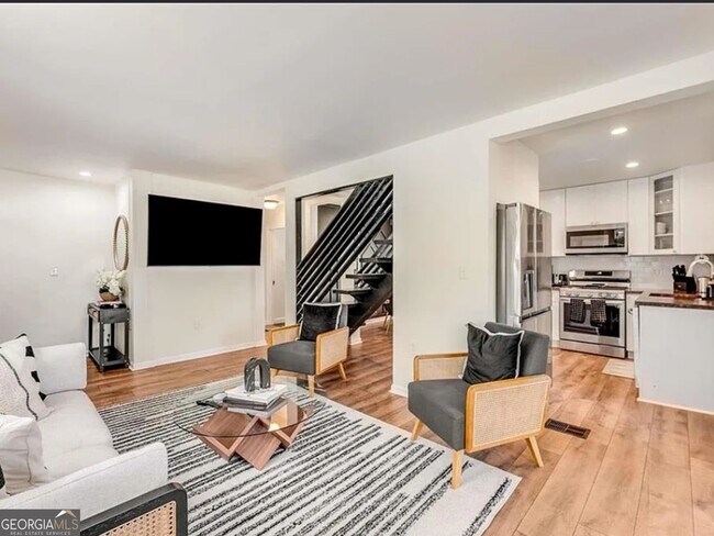 Foto del edificio - 1471 Hardin Ave