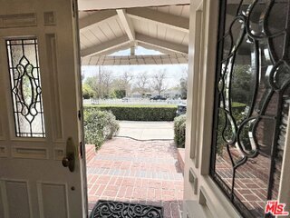 Foto del edificio - 22839 Oxnard St