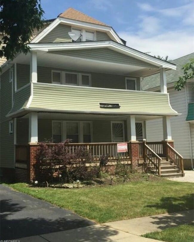 Building Photo - 1665 Cliffview Rd