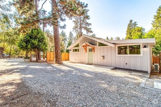Building Photo - 53400 Double View Dr