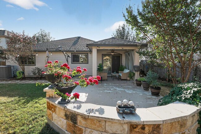 Foto del edificio - 316 Cliffwood Dr
