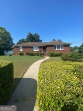 Building Photo - 297 Macon Ave