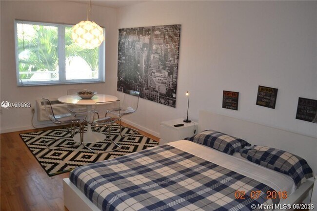 Foto del edificio - 745 13th St