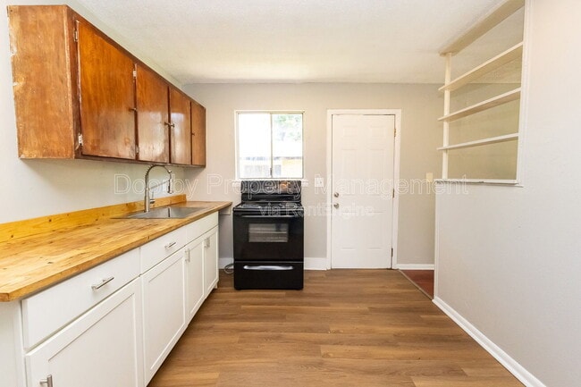 Photo - 1237 Wheeler Ave Townhome