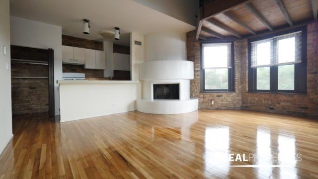 Primary Photo - 1 bedroom in CHICAGO IL 60657