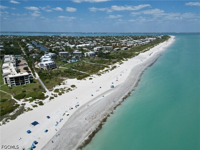 Foto del edificio - 780 Beach Rd