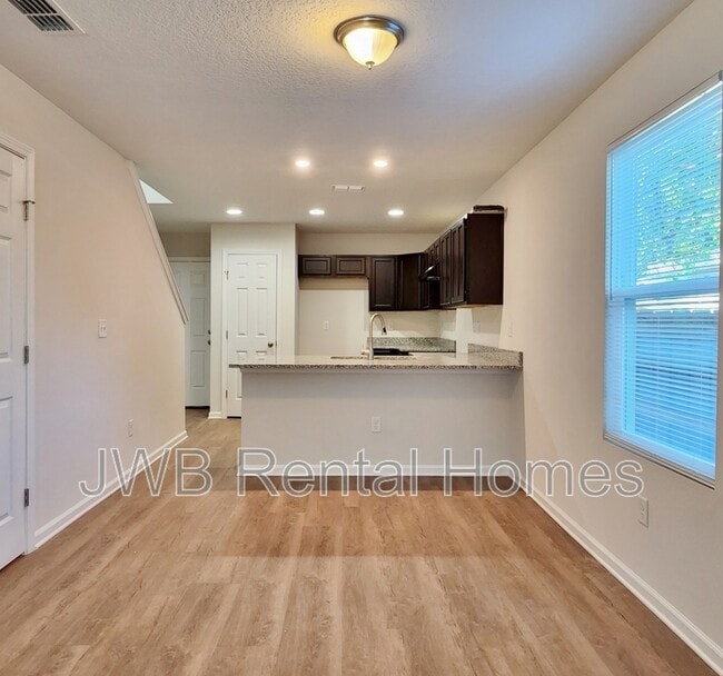Foto del edificio - 2836 Cook St
