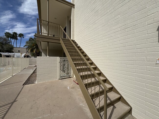 Foto del edificio - 4917 N 73rd St